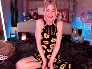 girl cam all day aubrilee image #3891224