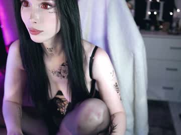 girl cam all day uindi image #8757563