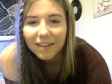 girl cam all day hannahcloe image #111575