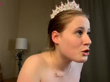 girl cam all day darlinecoyner image #9161040
