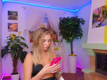 girl cam all day amelia__williams image #1617310