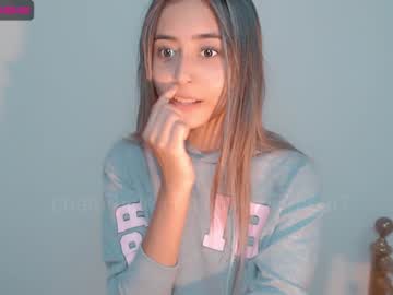 girl cam all day gummy_bear7 image #1351718