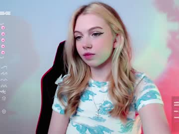 girl cam all day small_blondee image #4258607