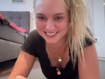 girl cam all day sarahsapling image #5478717