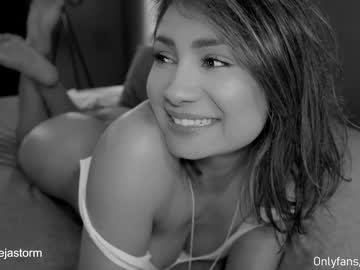 girl cam all day alejastorm image #2576314