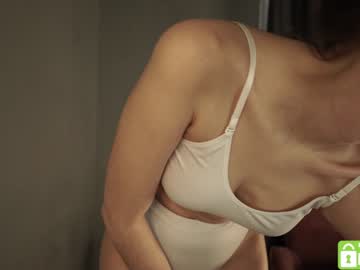 girl cam all day tessarosse_ image #4324836