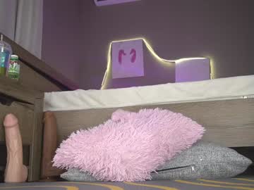 girl cam all day queenelia image #7267626
