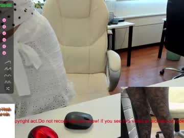 couple cam all day milf_viktoria image #467493