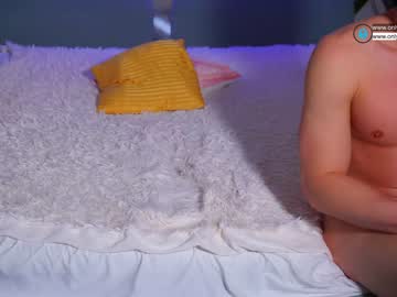 couple cam all day sophieandmartin image #4262400