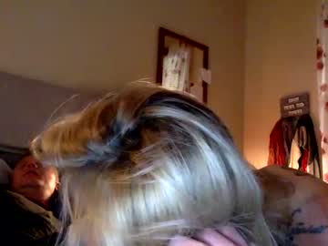 couple cam all day hisblondebeauty image #2197676