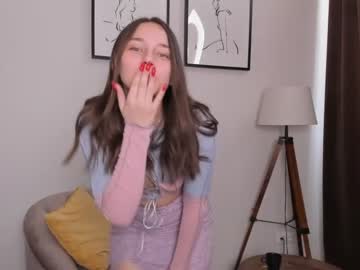 girl cam all day eleonora_linn image #1759502