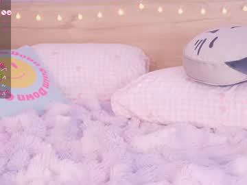 girl cam all day kittenmoon_ image #9275665