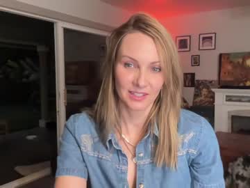 girl cam all day kaileeshy image #2511398