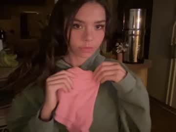 girl cam all day lilyofearth image #6785105