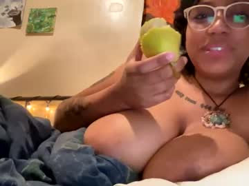 girl cam all day sapphire_honest image #5362066