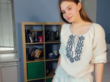 girl cam all day youne_and_beautiful image #4194968
