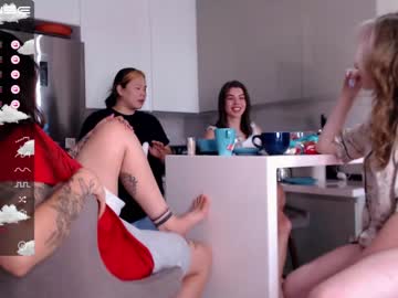 girl cam all day small_blondee image #2550136
