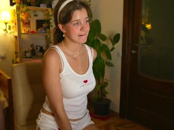 girl cam all day eli_sun image #8237043
