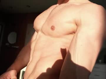 man cam all day muscularfriend image #9296273