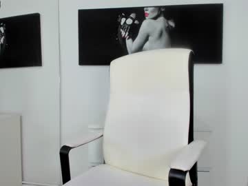 girl cam all day ingridblondy94 image #3939016