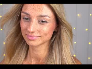 girl cam all day artease image #7280410