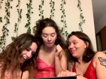 girl cam all day kylieexoxoxo2432 image #6515553