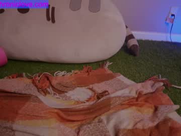 girl cam all day chroniclove image #2317400