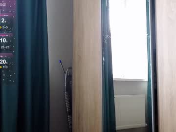 girl cam all day small_blondee image #5635775