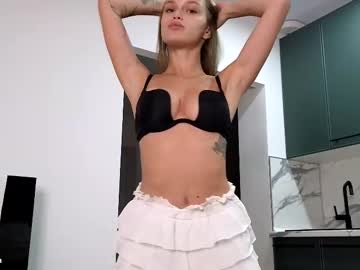 girl cam all day tootightwithbra image #8940821