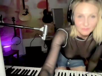 girl cam all day kaileeshy image #4843762