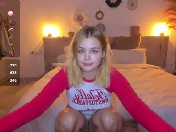 girl cam all day dianaholiday image #8053262