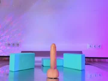 girl cam all day anissaa__ image #6052870
