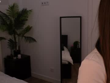 girl cam all day lilly_colins image #8599372