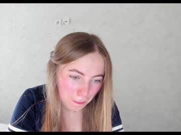 girl cam all day tixxxy image #9223823