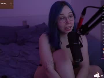 girl cam all day blue_mooncat image #5969791