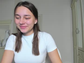 girl cam all day eleonora_linn image #2636655