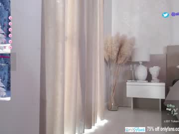 girl cam all day smileyouarehere image #6153474