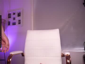 girl cam all day lau__1 image #6440643