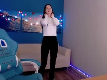 girl cam all day taylor_peach image #6296217