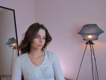 girl cam all day aviannajjustice image #4534383