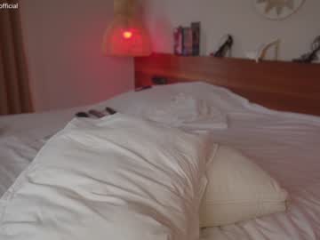 girl cam all day emilia98xxx image #5827196