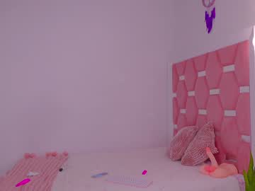 girl cam all day nicolle_mitchelle image #7711441