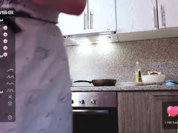 girl cam all day small_blondee image #4269160
