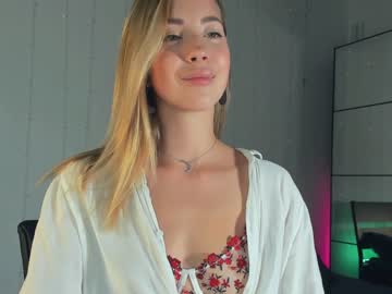 girl cam all day emmi_rosee image #5550153
