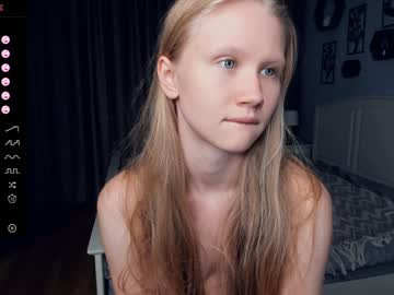 girl cam all day dexterity_of_love image #7877622