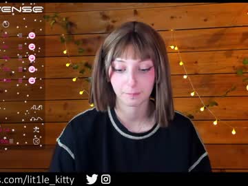 girl cam all day lit1le_kitty_ image #2990686