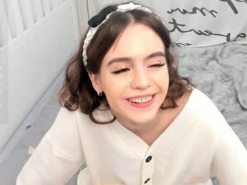 girl cam all day connieambes image #5603512