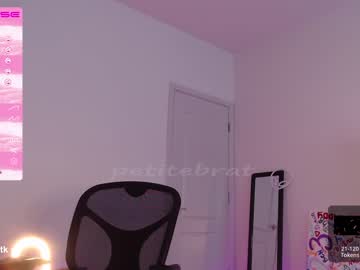girl cam all day petitebrat image #4506155