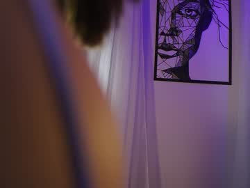 girl cam all day lucie_beltran image #7547637