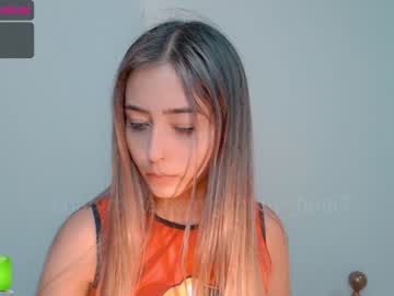 girl cam all day gummy_bear7 image #1000102